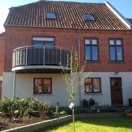 Logstor B&B Bed & Breakfast 2*