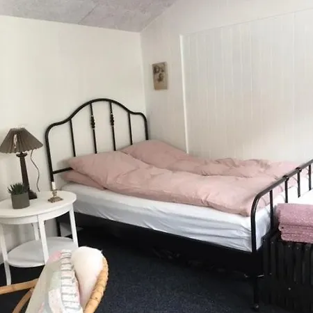 Løgstør B&B Bed & Breakfast Logstor